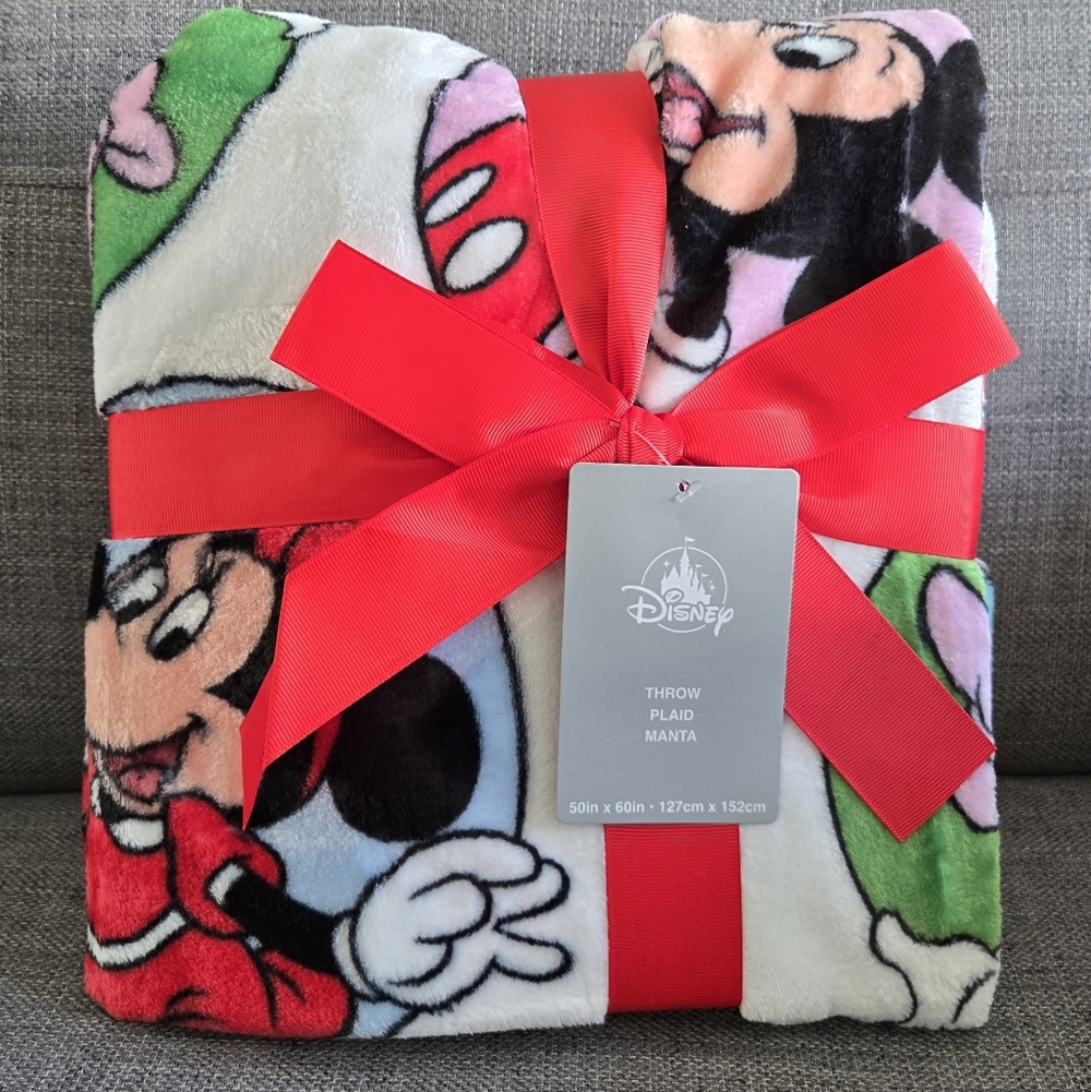 Official Disney "Mickey & Friends" Ultra-Soft Fleece Throw